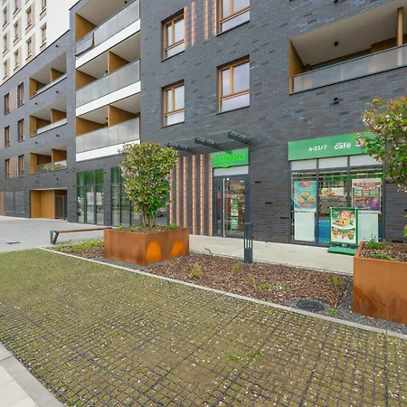 Green View Apartament Ludwiki 바르샤바